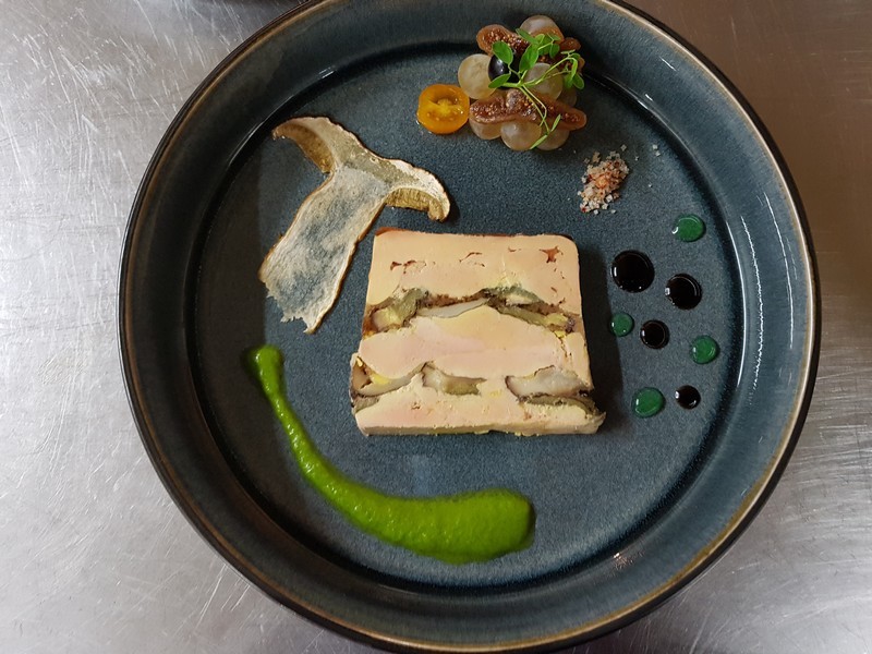photo le pressé de foie gras aux cèpes
