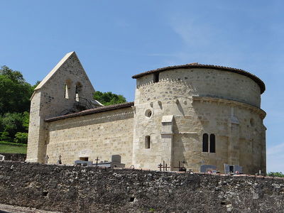 Gueyze__Eglise_Saint-Barthelemy_Wikipedia_2