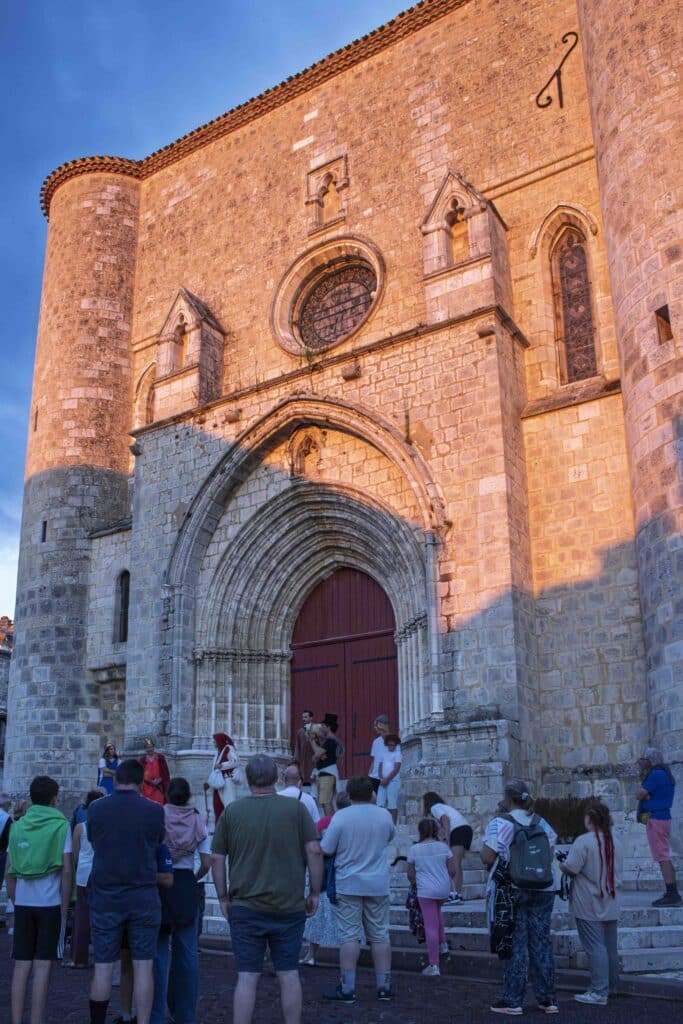 Janouille-visite Mézin-nocturne-Albret Tourisme