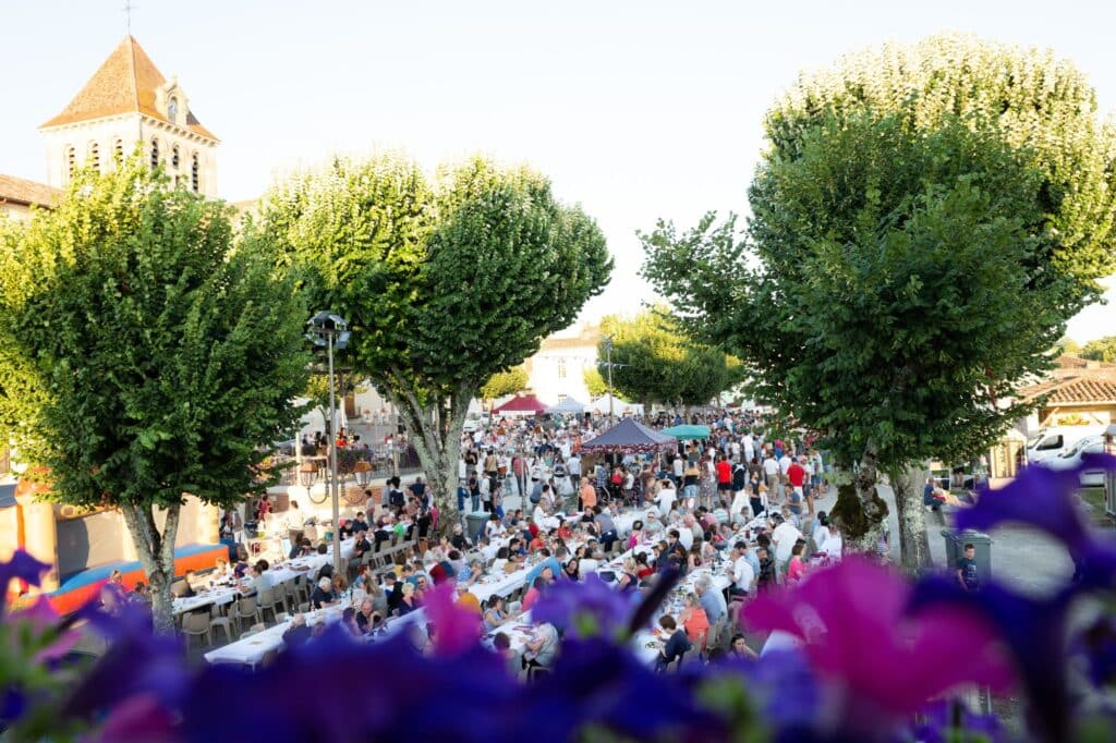 marché nocturne et gourmand de Mézin-Albret Tourisme